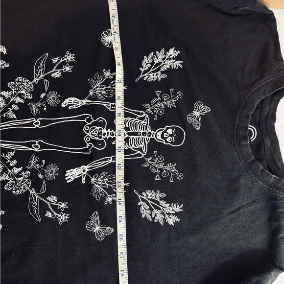 Black Skeleton social culture T shirt womens Large Goth Dark academia Grunge Y2K - Picture 3 of 5